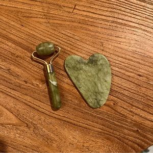 Natural Jade Gua Sha and Face Roller Set